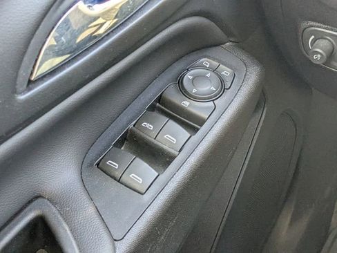 Used 2019 Chevrolet Equinox LT image 21