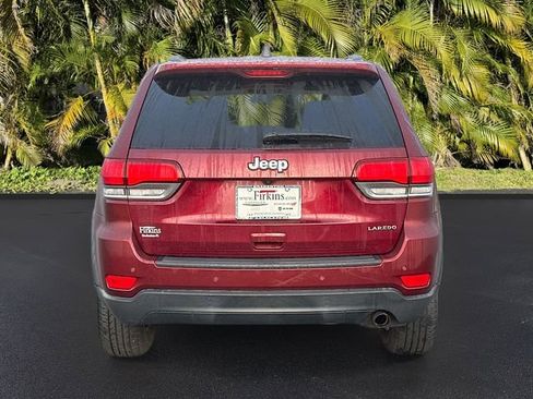 Used 2020 Jeep Grand Cherokee Laredo image 6