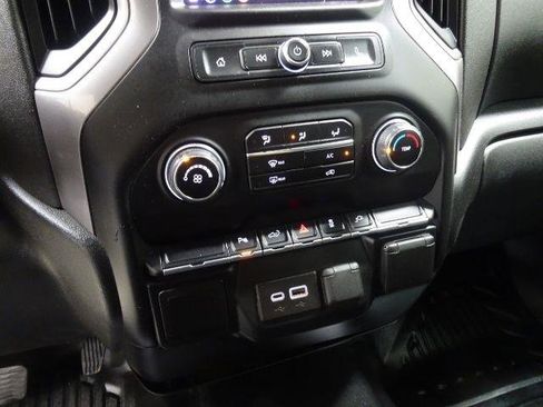 Used 2021 Chevrolet Silverado 1500 W/T w/ WT Value Package AWD/4WD image 32