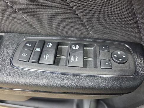 Used 2023 Dodge Charger R/T w/ Performance Handling Group image 26