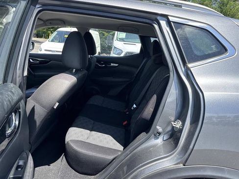 Used 2019 Nissan Rogue Sport SV w/ Technology Package AWD/4WD image 8
