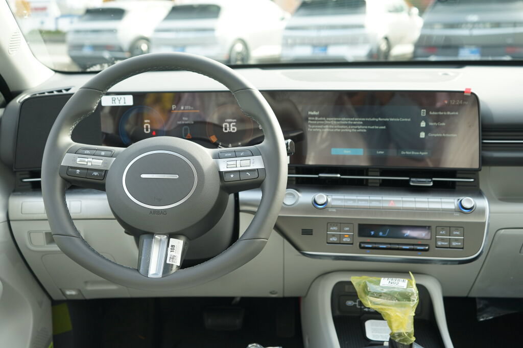New 2027 Hyundai Kona SEL Sport AWD/4WD image 13