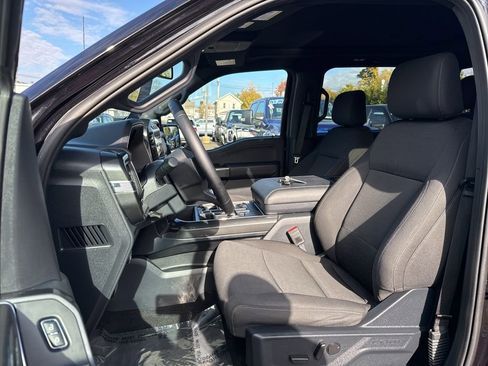 Certified 2023 Ford F150 XLT w/ Equipment Group 302A High image 16