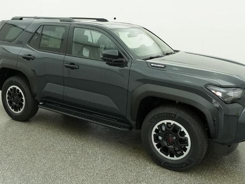 New 2026 Toyota 4Runner TRD Off-Road Premium AWD/4WD image 12