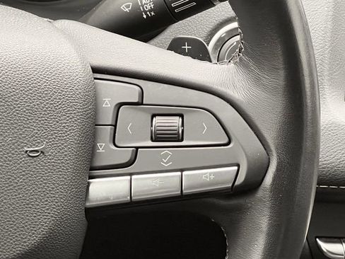 Certified 2022 Cadillac XT4 Premium Luxury w/ Enhanced Visibility Package image 17