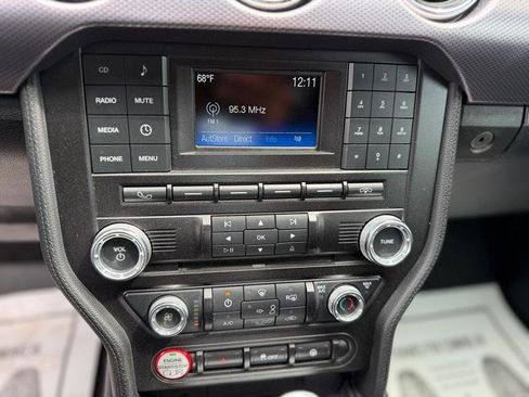 Used 2015 Ford Mustang Coupe image 30