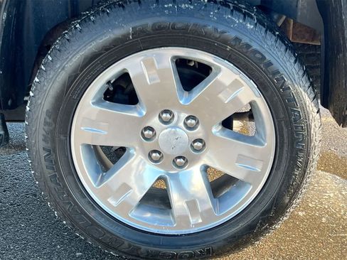 Used 2012 GMC Yukon SLT w/ SLT Chrome Package image 14