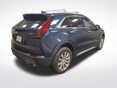 Used 2021 Cadillac XT4 Premium Luxury image 5