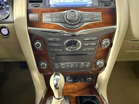 Used 2016 INFINITI QX80 2WD w/ Deluxe Technology Package image 24
