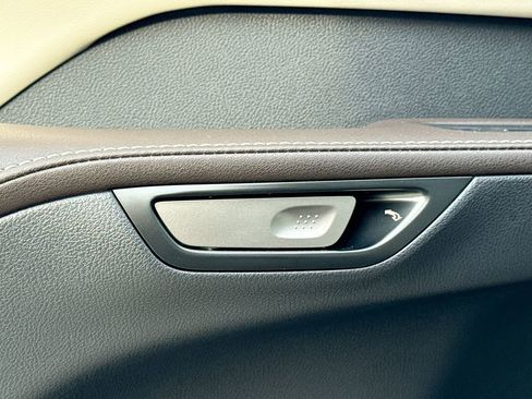 New 2026 Lexus RX 450h AWD image 13