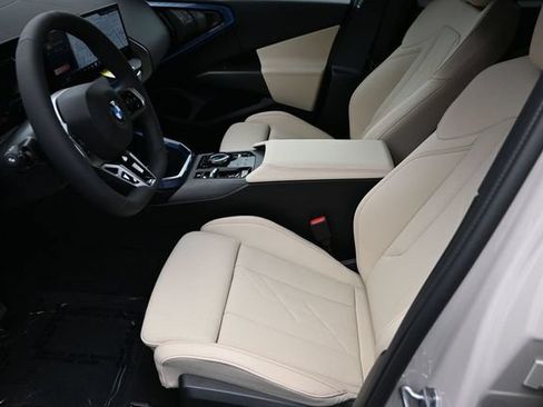 Used 2025 BMW X3 xDrive30i w/ Premium Package AWD/4WD image 18