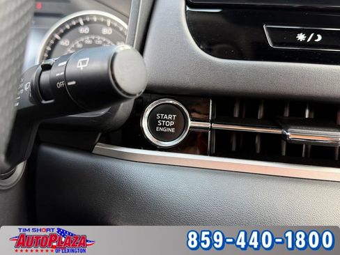 Used 2025 Mitsubishi Outlander SE AWD/4WD image 24