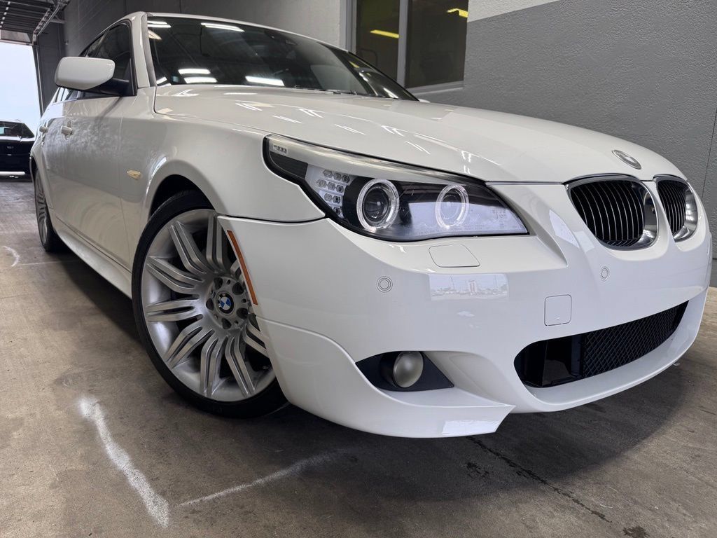 Used 2008 BMW 550i Sedan RWD image 2