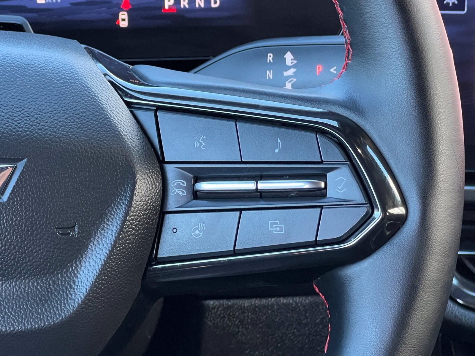 Used 2024 Chevrolet Equinox EV RS FWD image 22