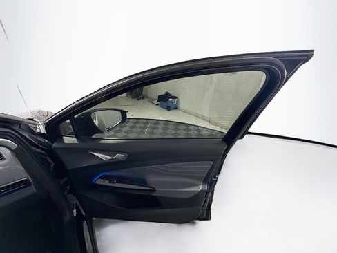 Used 2023 Volkswagen ID.4 Pro S image 33