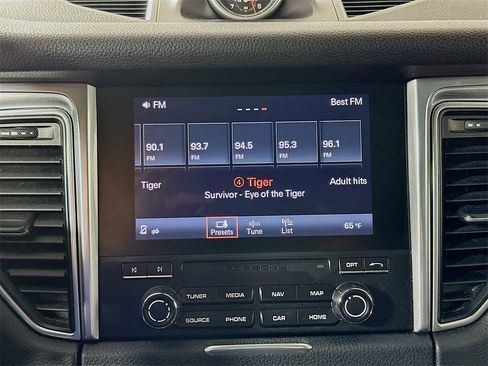 Used 2017 Porsche Macan S image 18