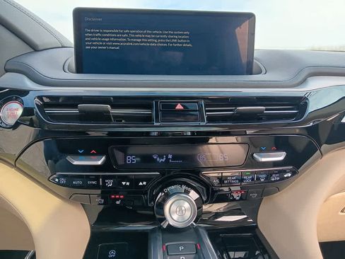 Certified 2023 Acura MDX SH-AWD w/ Technology Package image 27