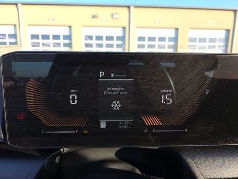 Used 2025 Kia K4 LXS FWD image 11