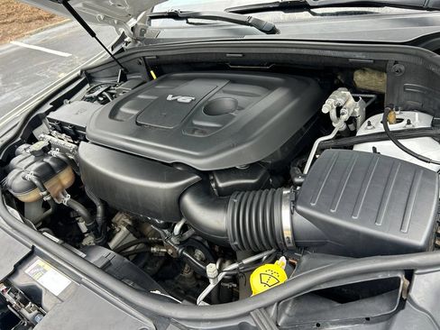 Used 2017 Jeep Grand Cherokee Overland w/ Jeep Active Safety Group AWD/4WD image 65