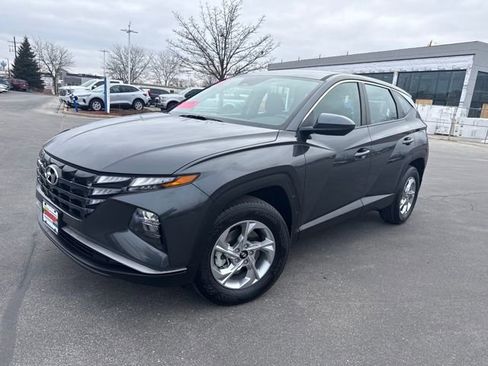 Certified 2023 Hyundai Tucson SE image 1