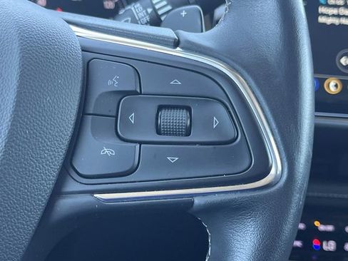 Used 2023 Buick Envision Avenir AWD/4WD image 32