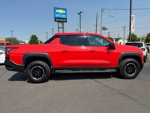 Certified 2026 Chevrolet Silverado EV Trail Boss w/ Premium Package AWD/4WD image 15