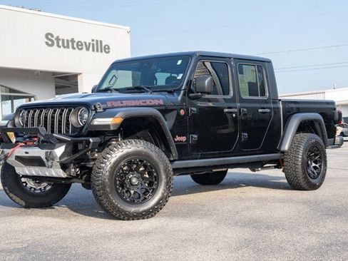 Certified 2024 Jeep Gladiator Rubicon w/ Technology Group image 1