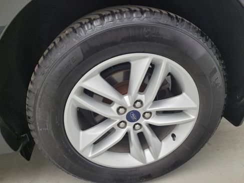 Used 2015 Ford Edge SEL w/ Equipment Group 201A AWD/4WD image 31