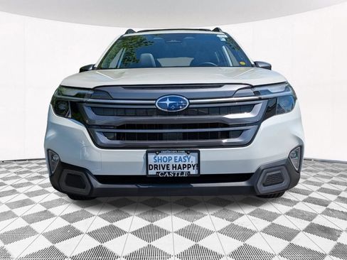 Certified 2025 Subaru Forester Limited w/ Popular Package #1 AWD/4WD image 17