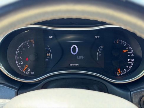 Used 2017 Jeep Grand Cherokee Limited w/ Luxury Group II AWD/4WD image 22