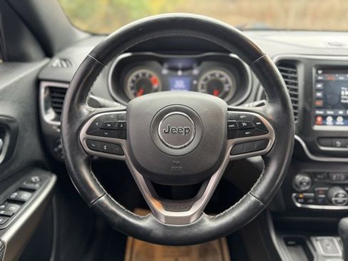 Used 2021 Jeep Cherokee Latitude Lux 80th Anniv w/ Quick Order Package 26U 80TH image 23