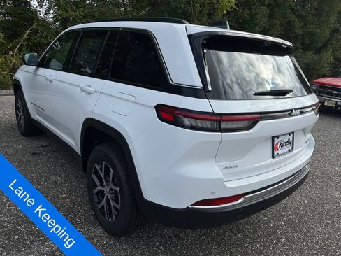 New 2025 Jeep Grand Cherokee Limited w/ Luxury Tech Group II image 27