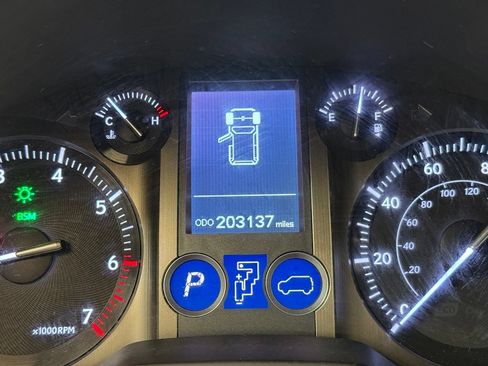 Used 2017 Lexus GX 460 Premium w/ Premium Package AWD/4WD image 37