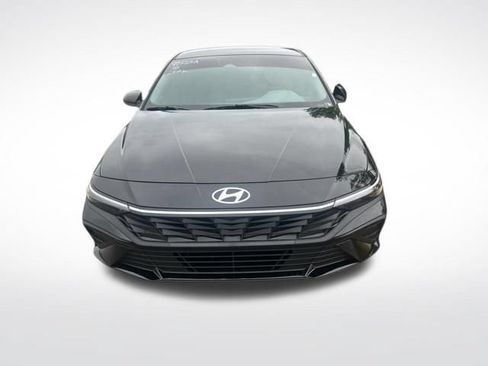 Used 2026 Hyundai Elantra Sport w/ Cargo Package FWD image 8