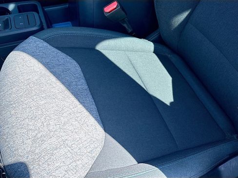 Used 2025 Ford Maverick XLT w/ Equipment Group 302A image 18