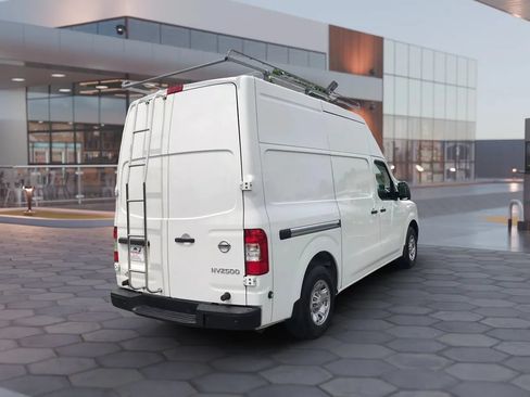 Used 2018 Nissan NV 2500 SV w/ Navigation Package RWD image 5