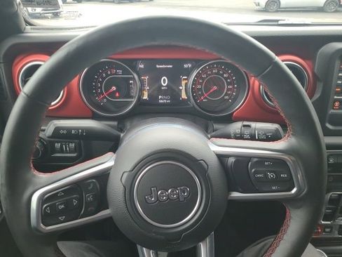 Used 2019 Jeep Wrangler Unlimited Rubicon w/ Safety Group image 11