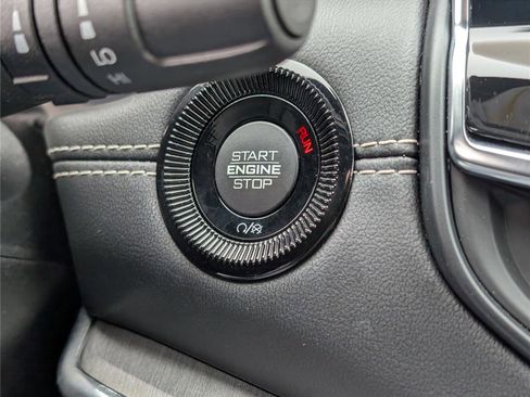 Used 2022 Jeep Compass High Altitude image 24