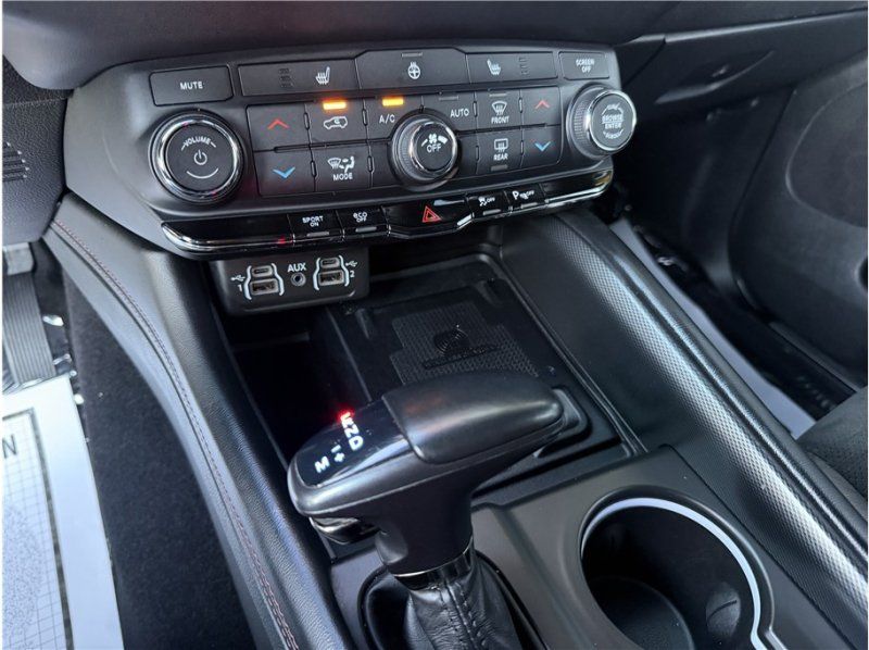 Used 2021 Dodge Durango R/T w/ Blacktop Package RWD image 43