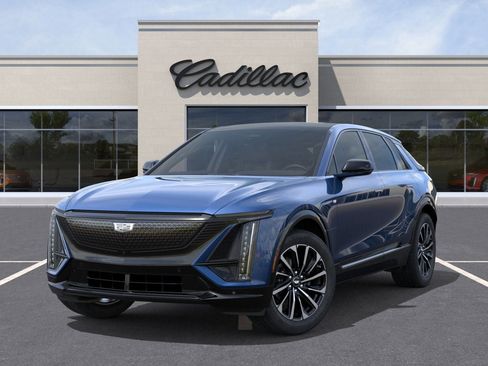 New 2026 Cadillac Lyriq Sport image 6
