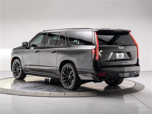 Used 2023 Cadillac Escalade ESV Sport Platinum w/ LPO, ONYX Package AWD/4WD image 3