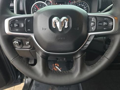Certified 2025 RAM 2500 Big Horn AWD/4WD image 14