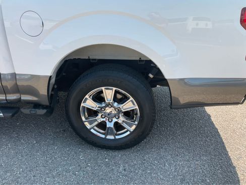 Used 2015 Ford F150 XLT w/ Equipment Group 302A Luxury RWD image 8
