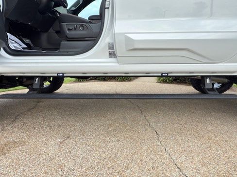 New 2025 GMC Sierra 1500 AT4 w/ AT4 Premium Package AWD/4WD image 5