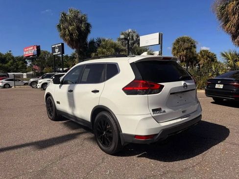 Used 2017 Nissan Rogue SV FWD image 5