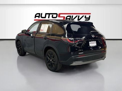 Used 2025 Honda HR-V Sport image 5
