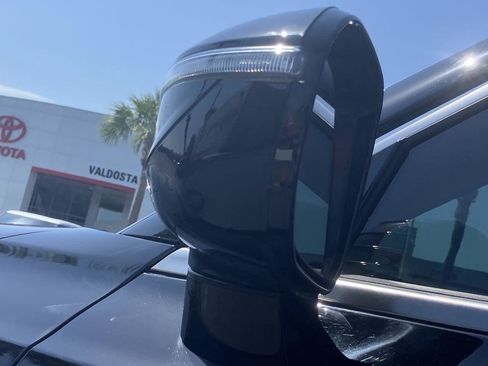 Used 2023 Kia Telluride SX Prestige AWD/4WD image 12