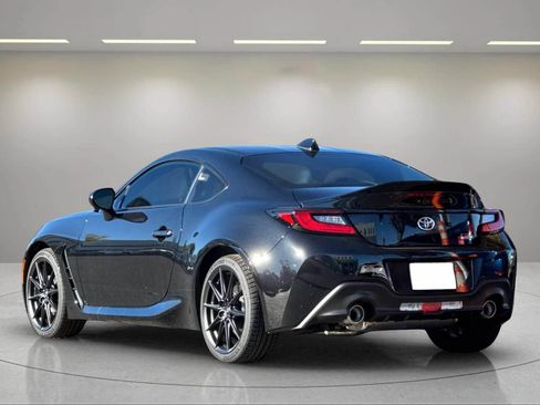 New 2026 Toyota GR86 Premium RWD image 5