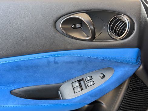 Used 2024 Nissan Z Performance w/ Floor Mat Package image 17