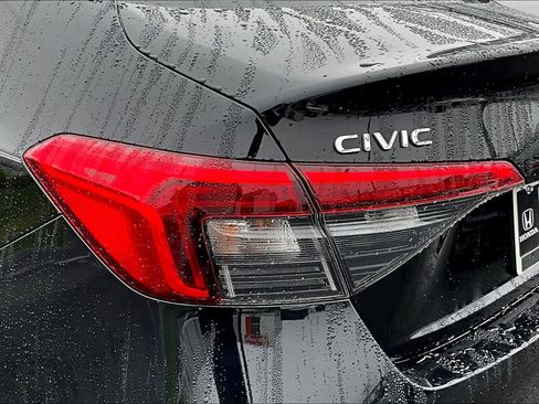 Used 2024 Honda Civic Sport image 28